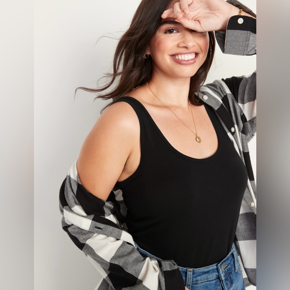 🆕 Old Navy Women's First-Layer Tank Top Sleeveless Black Medium 8-10 Tall Long - Picture 3 of 15